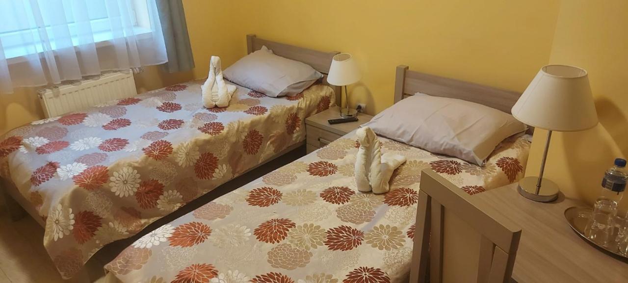 Pauza Motel Тарново Подгорне Екстериор снимка