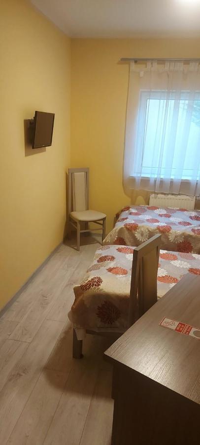 Pauza Motel Тарново Подгорне Екстериор снимка