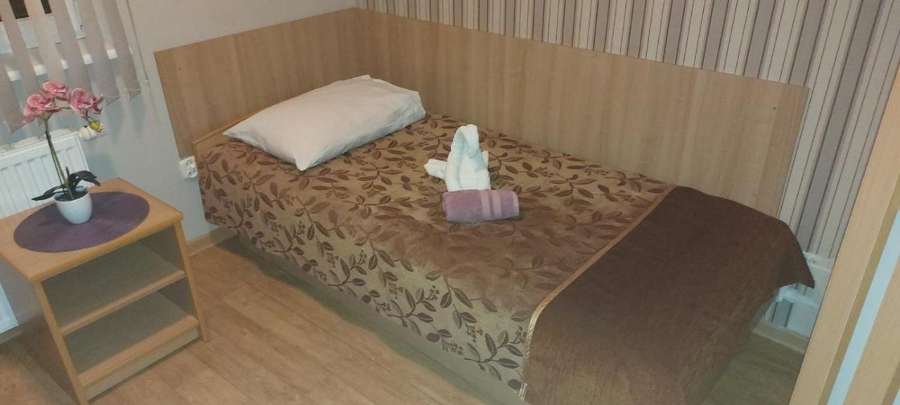 Pauza Motel Тарново Подгорне Екстериор снимка