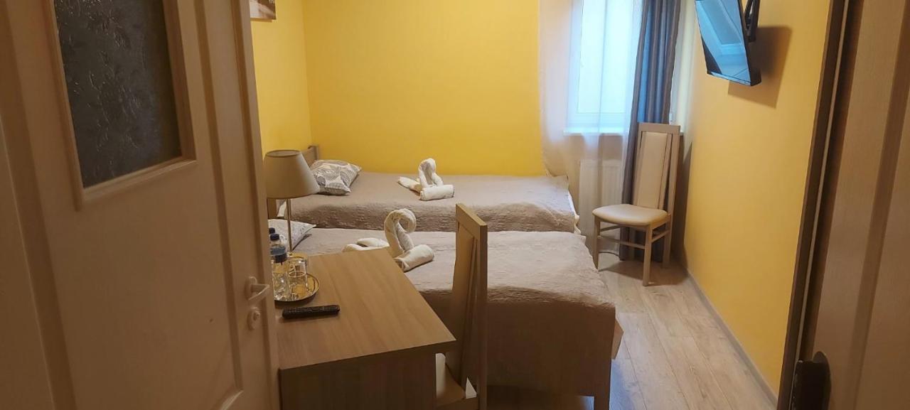 Pauza Motel Тарново Подгорне Екстериор снимка