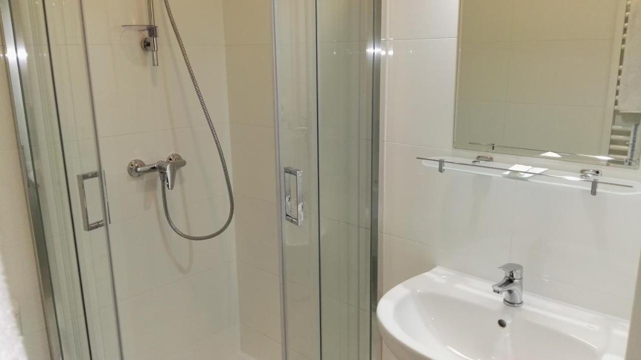 Pauza Motel Тарново Подгорне Екстериор снимка