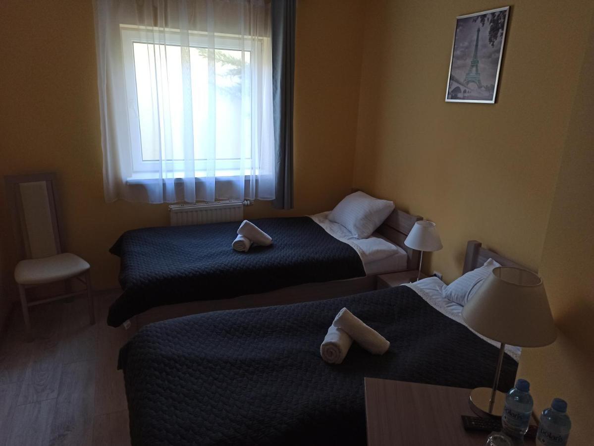 Pauza Motel Тарново Подгорне Екстериор снимка